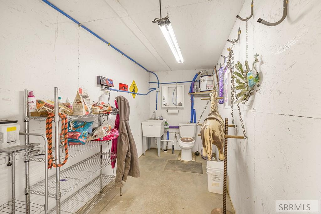 4548 East 250 North Rigby, ID 83442 - Photo 58 of 72 Barn