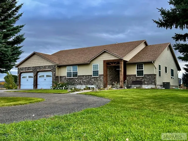 $1,124,000 | 4548 East 250 North, Rigby, ID 83442