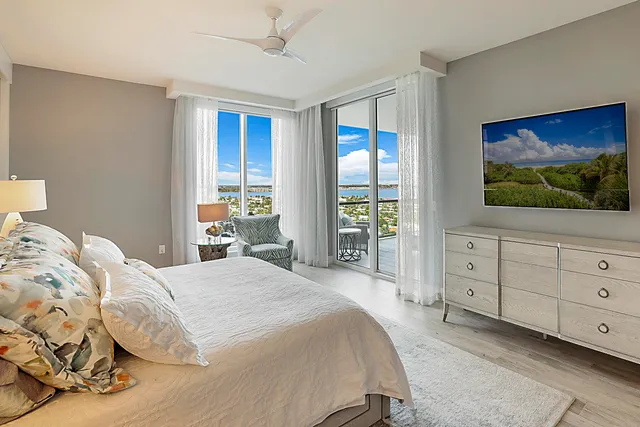 $3,900,000 | 3730 North Ocean Drive, Unit 15C, Singer Island, FL 33404