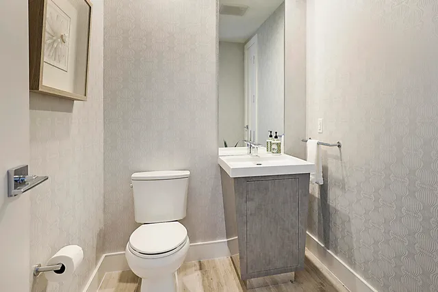 $3,900,000 | 3730 North Ocean Drive, Unit 15C, Singer Island, FL 33404