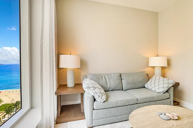 $3,900,000 | 3730 North Ocean Drive, Unit 15C, Singer Island, FL 33404