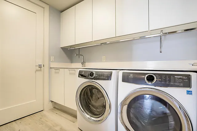 $3,900,000 | 3730 North Ocean Drive, Unit 15C, Singer Island, FL 33404