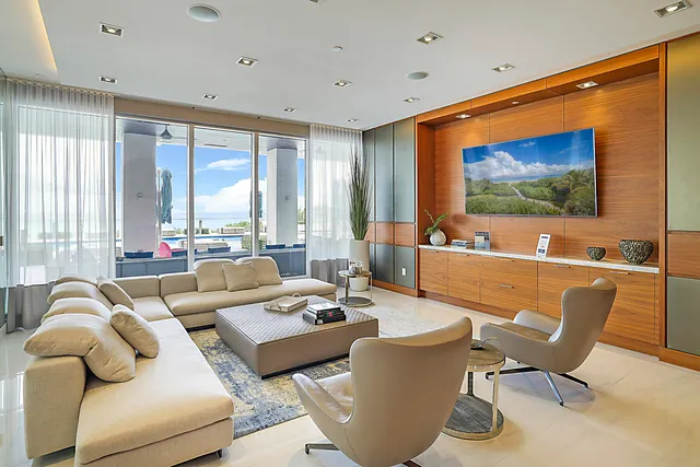 $3,900,000 | 3730 North Ocean Drive, Unit 15C, Singer Island, FL 33404