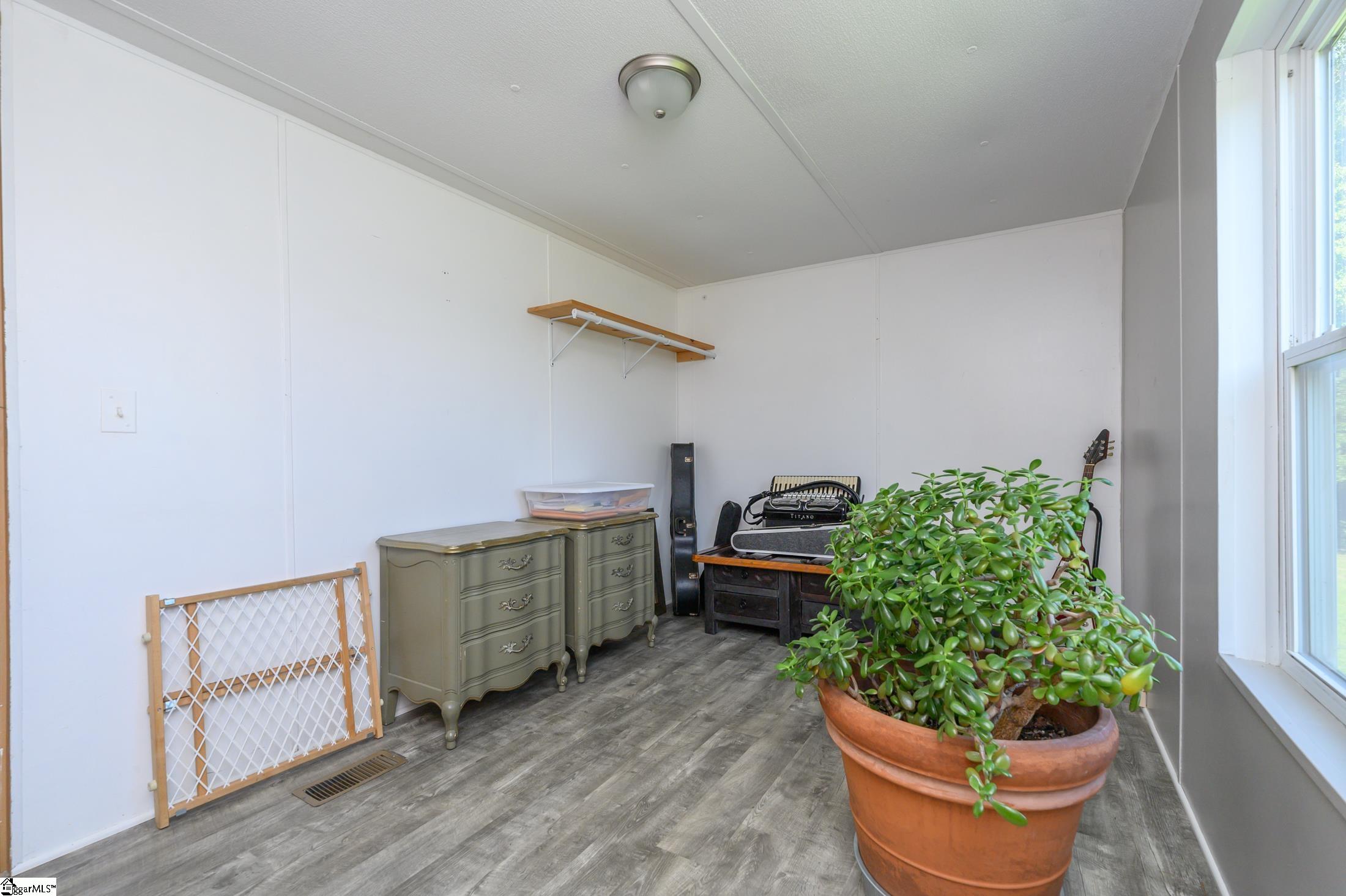 548 Hipps Road Simpsonville, SC 29680 - Photo 18 of 25
