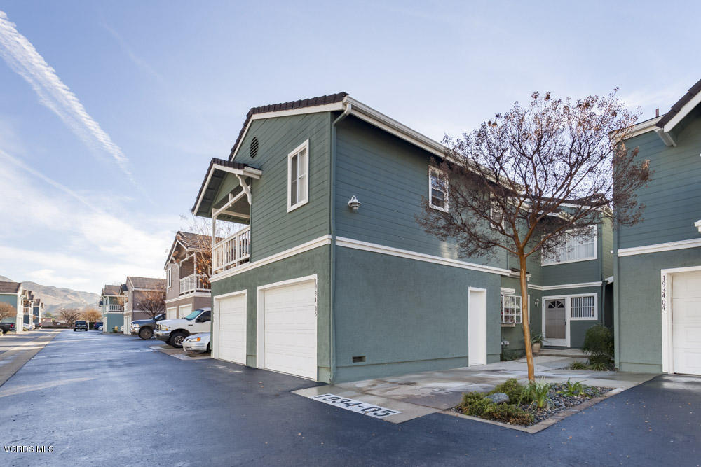 1934 Rory Lane, Unit 5 Simi Valley, CA 93063 - Photo 1 of 19 Rory_Low-1