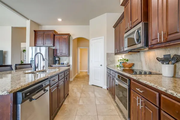 $525,000 | 100 Sendero Oak Drive, Crowley, TX 76036