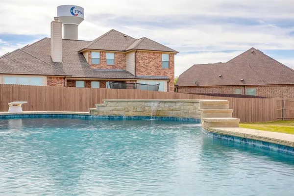 $525,000 | 100 Sendero Oak Drive, Crowley, TX 76036