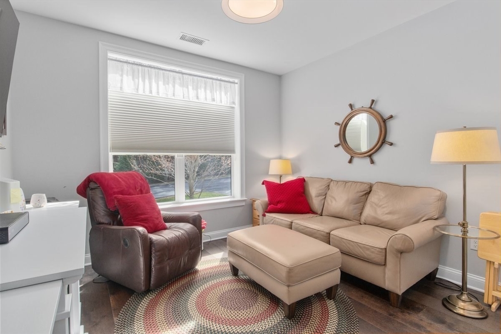 635 Old Post Road, Unit 111 Sharon, MA 02067 - Photo 19 of 32