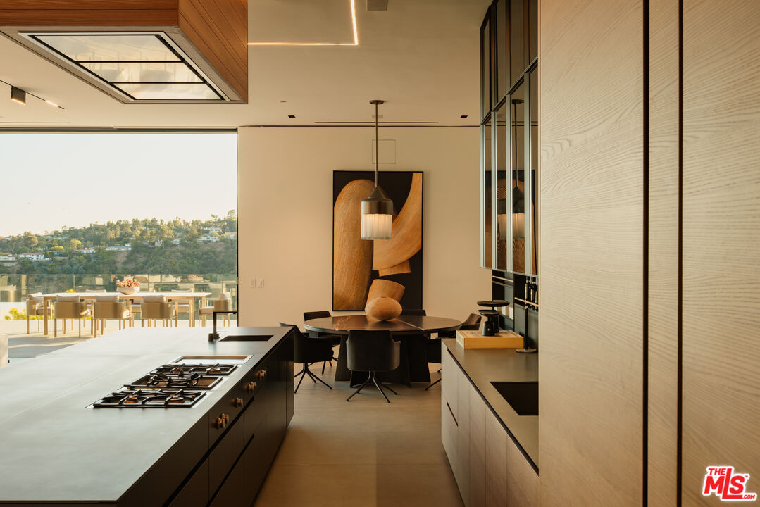 1853 Bel Air Road Los Angeles, CA 90077 - Photo 32 of 54