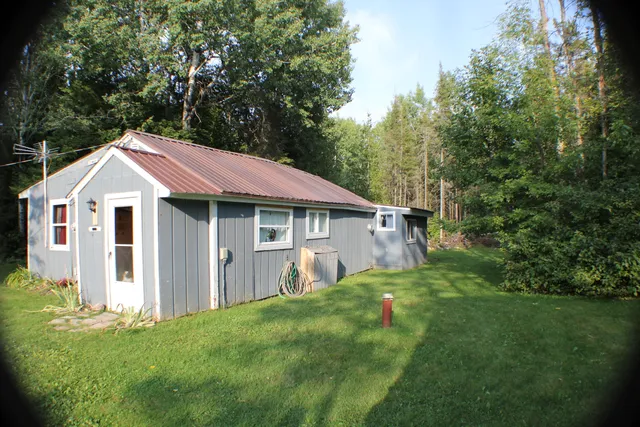 $149,900 | 31165 South Maxton Road, Drummond Island, MI 49726