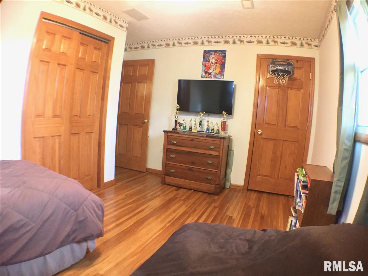 1323 Spring Bay Road East Peoria, IL 61611 - Photo 22 of 31 Gallery Image 22