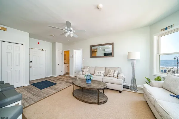 $2,200 | 986 Boardwalk, Unit A, Ocean City, NJ 08226