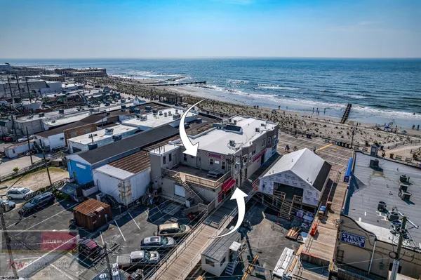 $2,200 | 986 Boardwalk, Unit A, Ocean City, NJ 08226