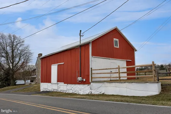 $500,000 | 76 South Brick Lane, Elverson, PA 19520