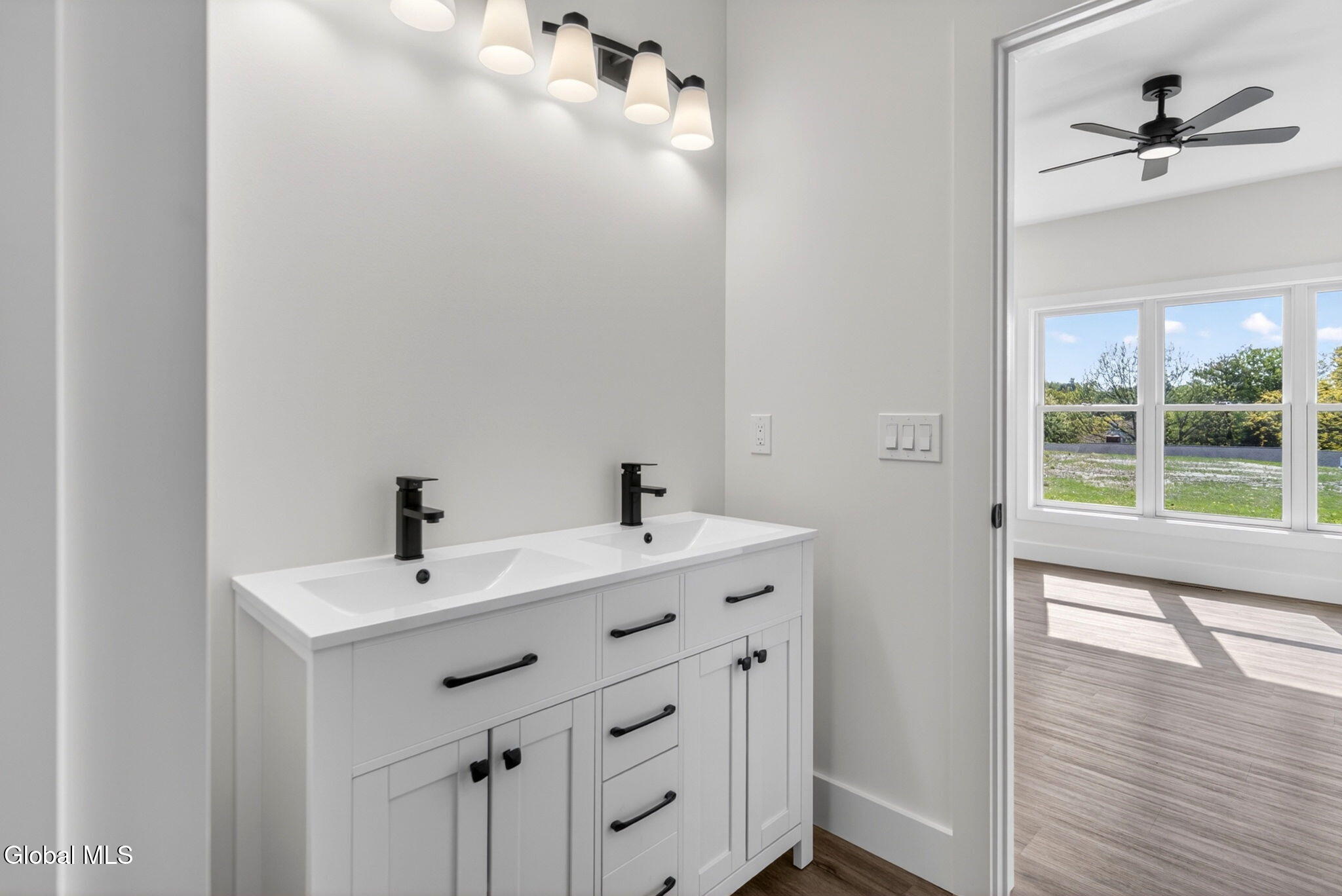 5 1/2 Gardner Road North Greenbush, NY 12198 - Photo 10 of 25 Interior 09