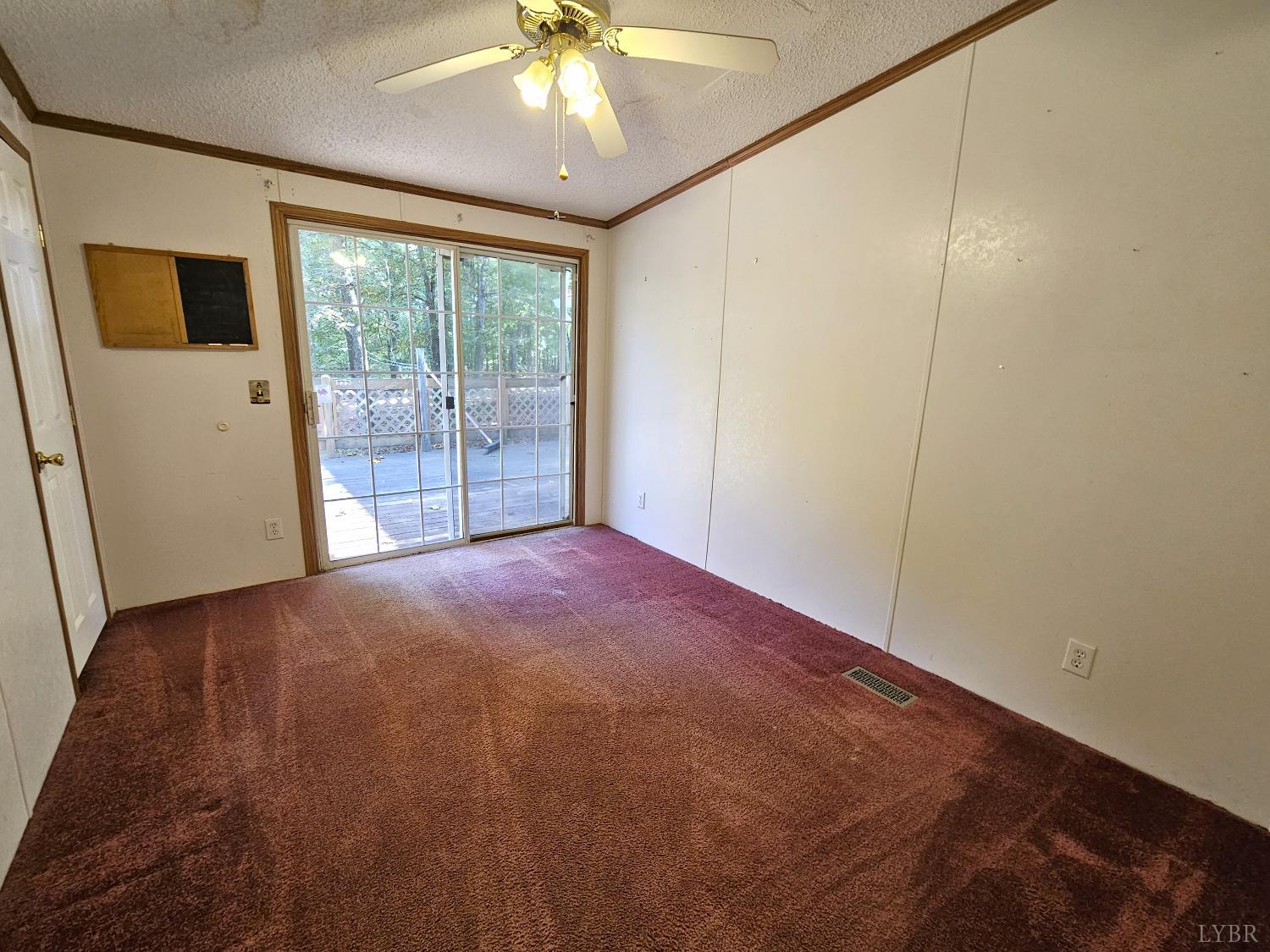7962 Five Forks Road Farmville, VA 23901 - Photo 13 of 29 a view of empty room with window