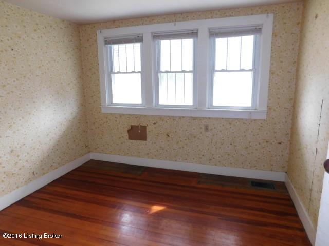 3081 Waddy Road Waddy, KY 40076 - Photo 15 of 21 Bedroom 3