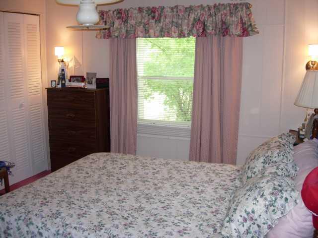 8825 North Briarhopper Road Monrovia, IN 46157 - Photo 5 of 10 Gallery Image 5