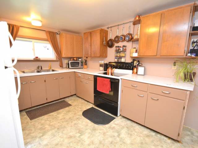 2338 Priest Holw Road Russell, PA 16345 - Photo 6 of 23 Gallery Image 6