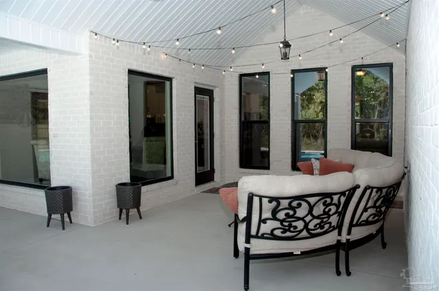 $667,000 | 6489 Gentle Rain Drive, Milton, FL 32570