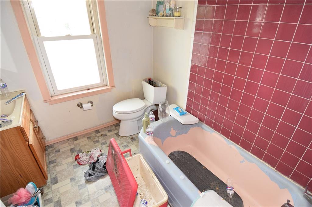 418 Virginia Avenue Rochester, PA 15074 - Photo 17 of 33 Gallery Image 17