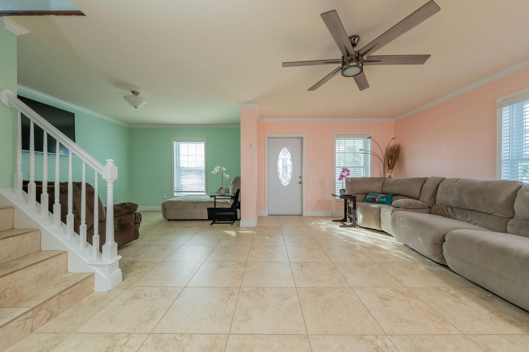 27 Avenue D Key Largo, FL 33037 - Photo 29 of 69 Living Room
