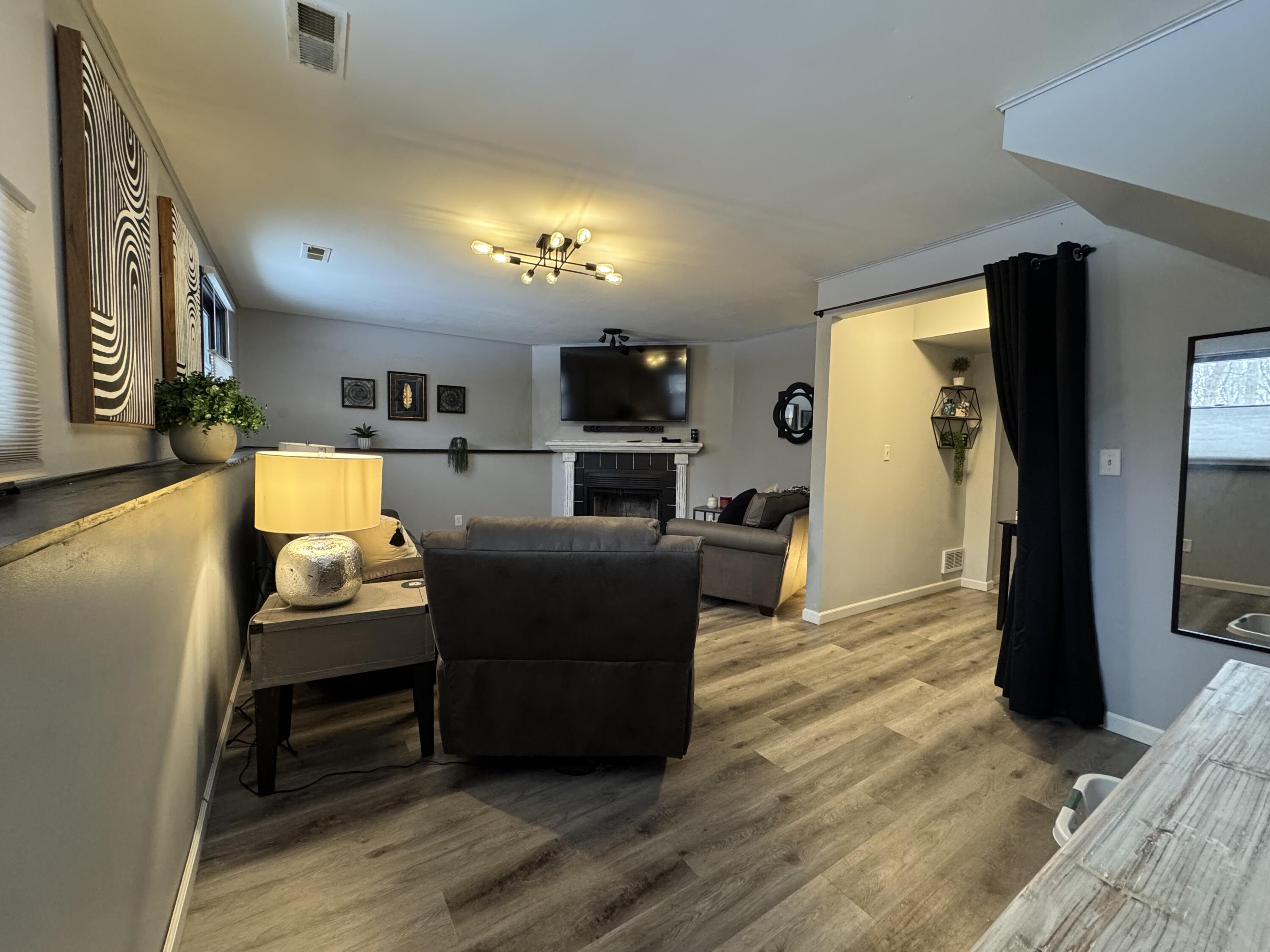 9272 11th Avenue Pleasant Prairie, WI 53158 - Photo 15 of 18 IMG_6109