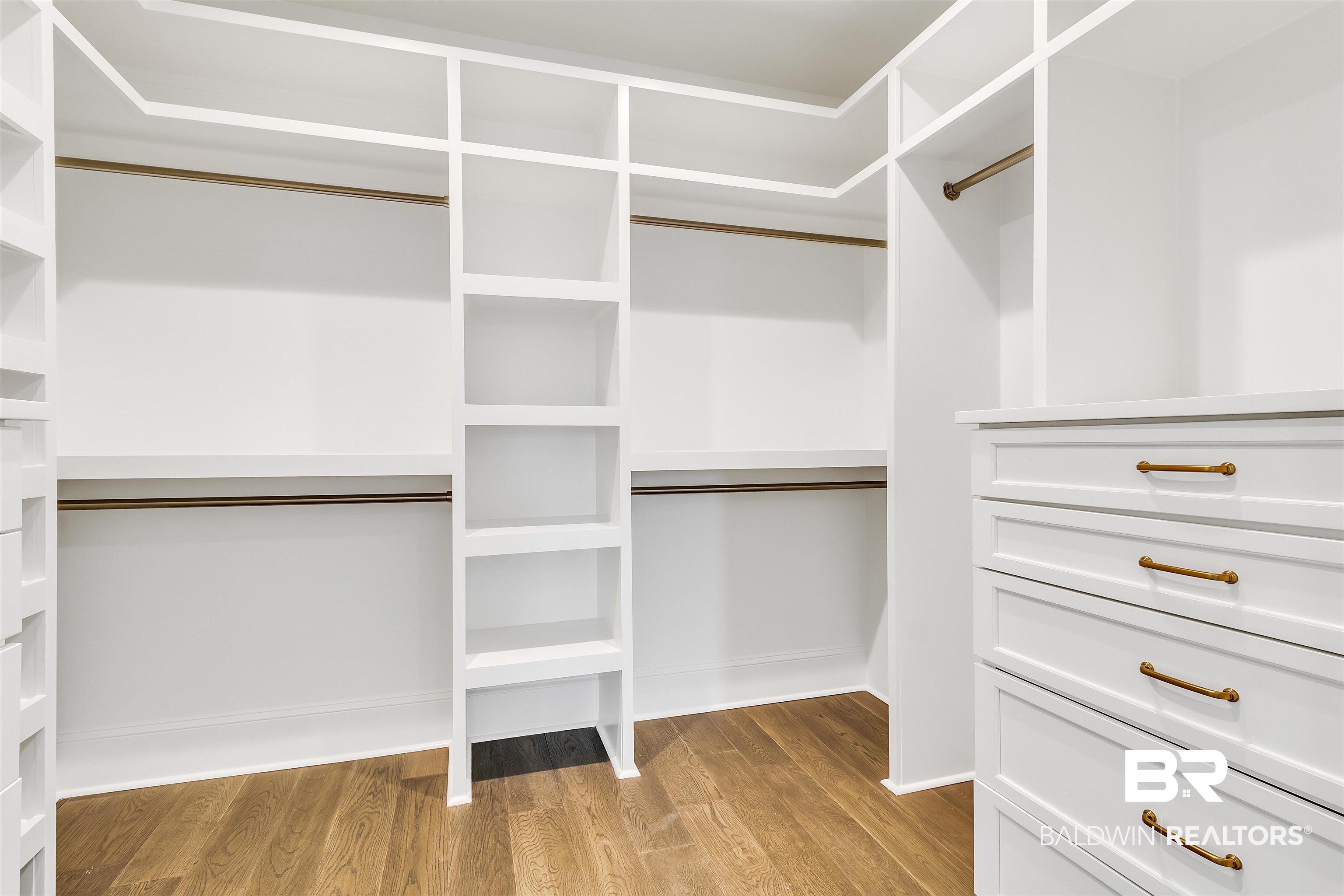 829 Inlet Circle Gulf Shores, AL 36542 - Photo 19 of 31 Spacious closet featuring light wood-type flooring