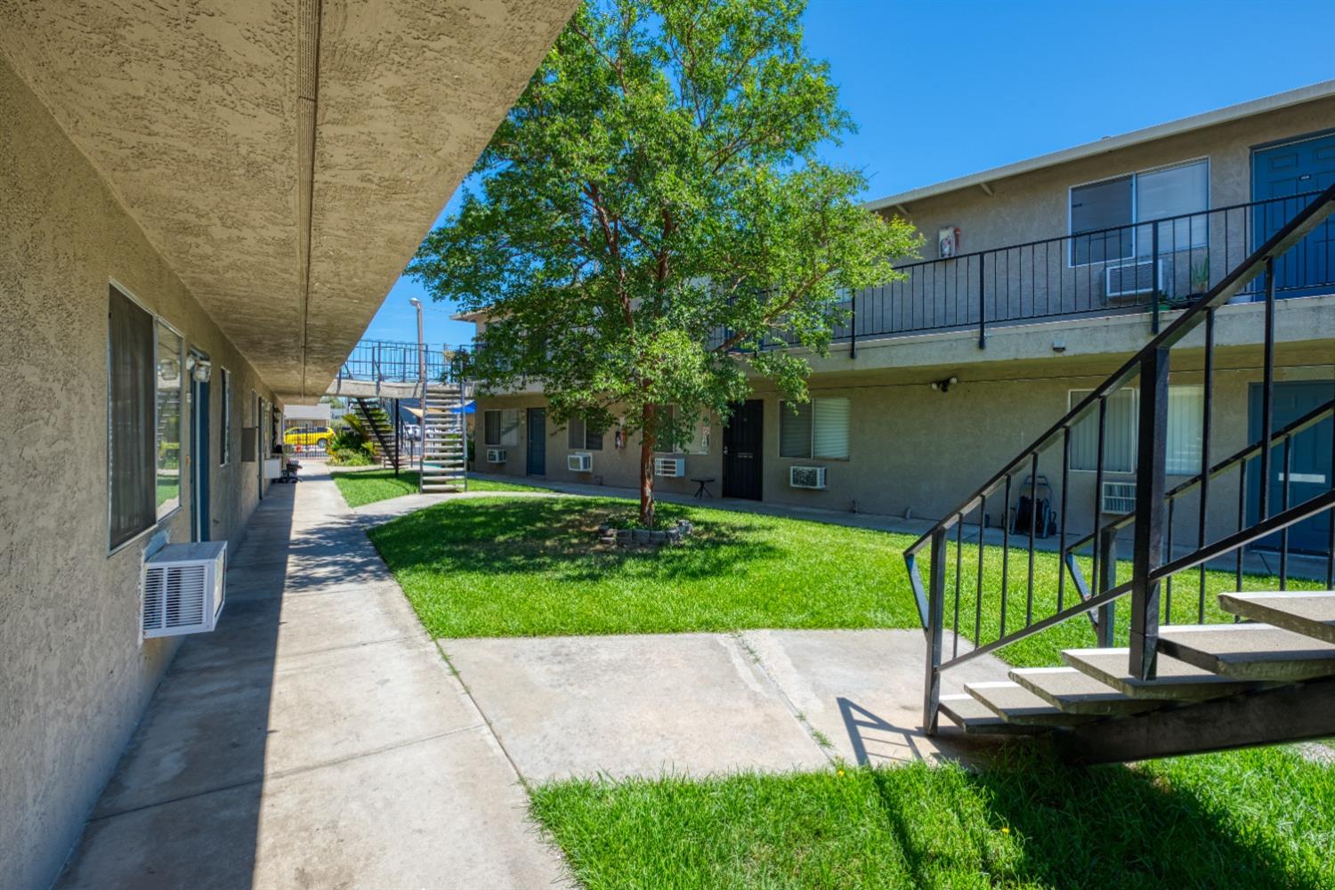 431 Coffee Road Modesto, CA 95355 - Photo 12 of 39