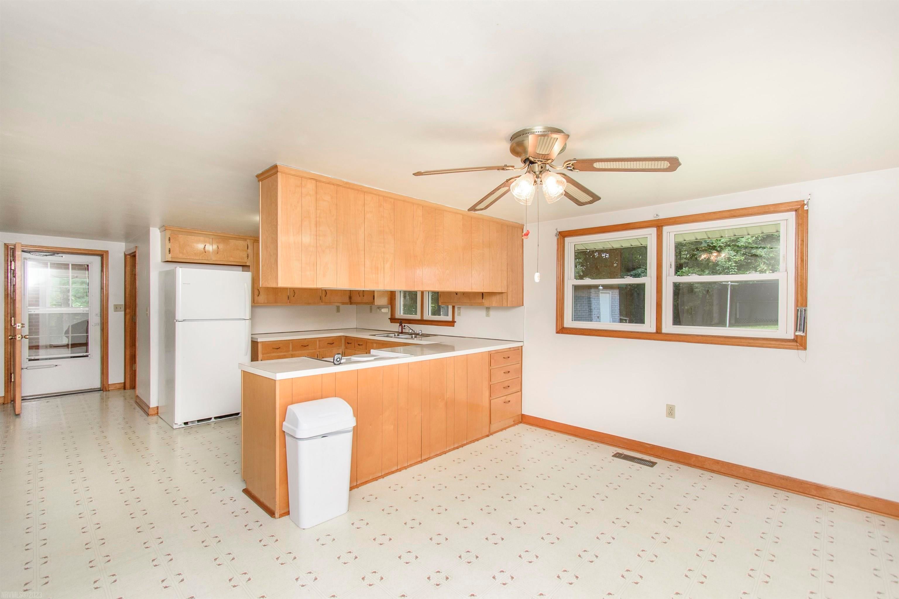 4350 Burma Road Radford, VA 24141 - Photo 26 of 45 Gallery Image 26