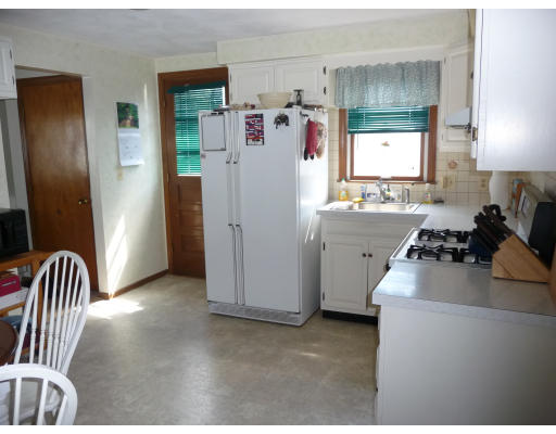 28 Hancock Road Malden, MA 02148 - Photo 5 of 8 Gallery Image 5