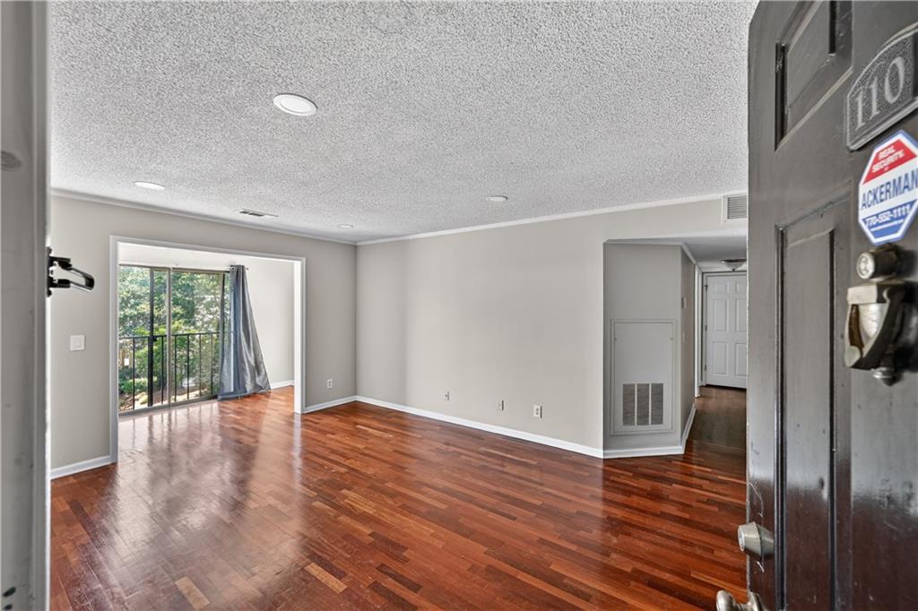2657 Lenox Road Northeast, Unit H110 Atlanta, GA 30324 - Photo 2 of 22