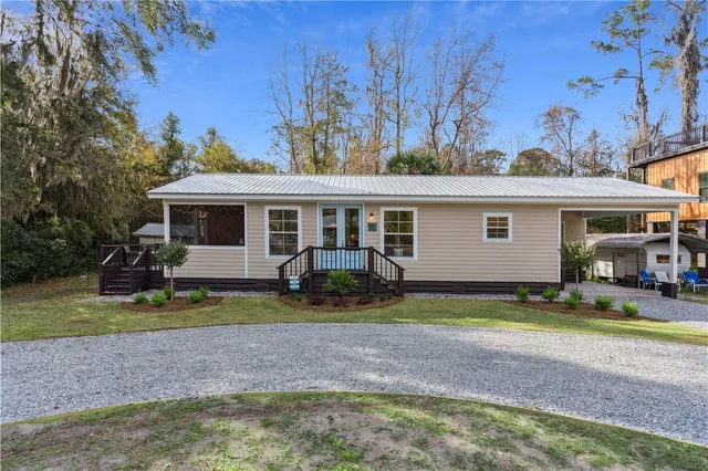 $329,000 | 1076 Blue N Hall Road, Darien, GA 31305