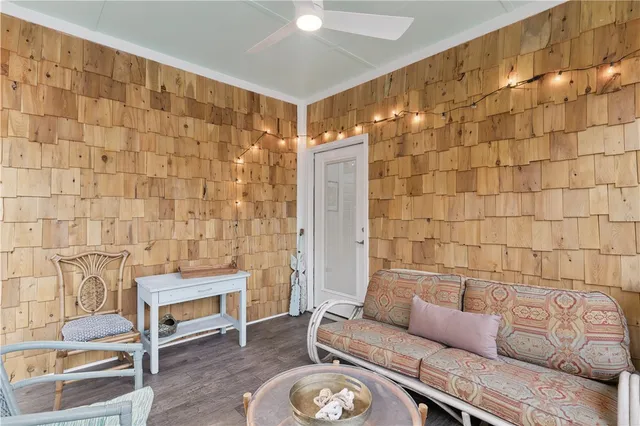 $329,000 | 1076 Blue N Hall Road, Darien, GA 31305