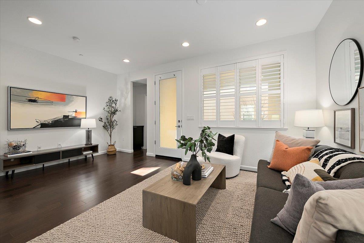 6063 Raleigh Road San Jose, CA 95123 - Photo 4 of 34