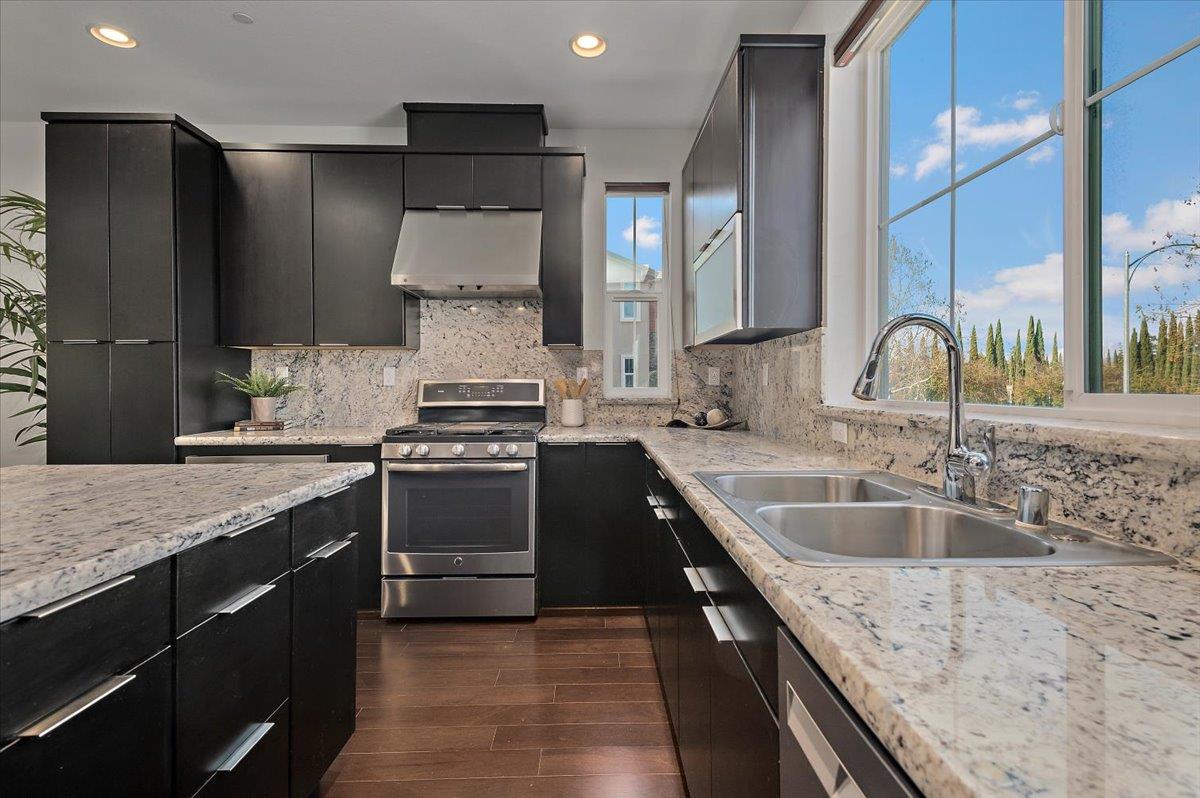 6063 Raleigh Road San Jose, CA 95123 - Photo 10 of 34