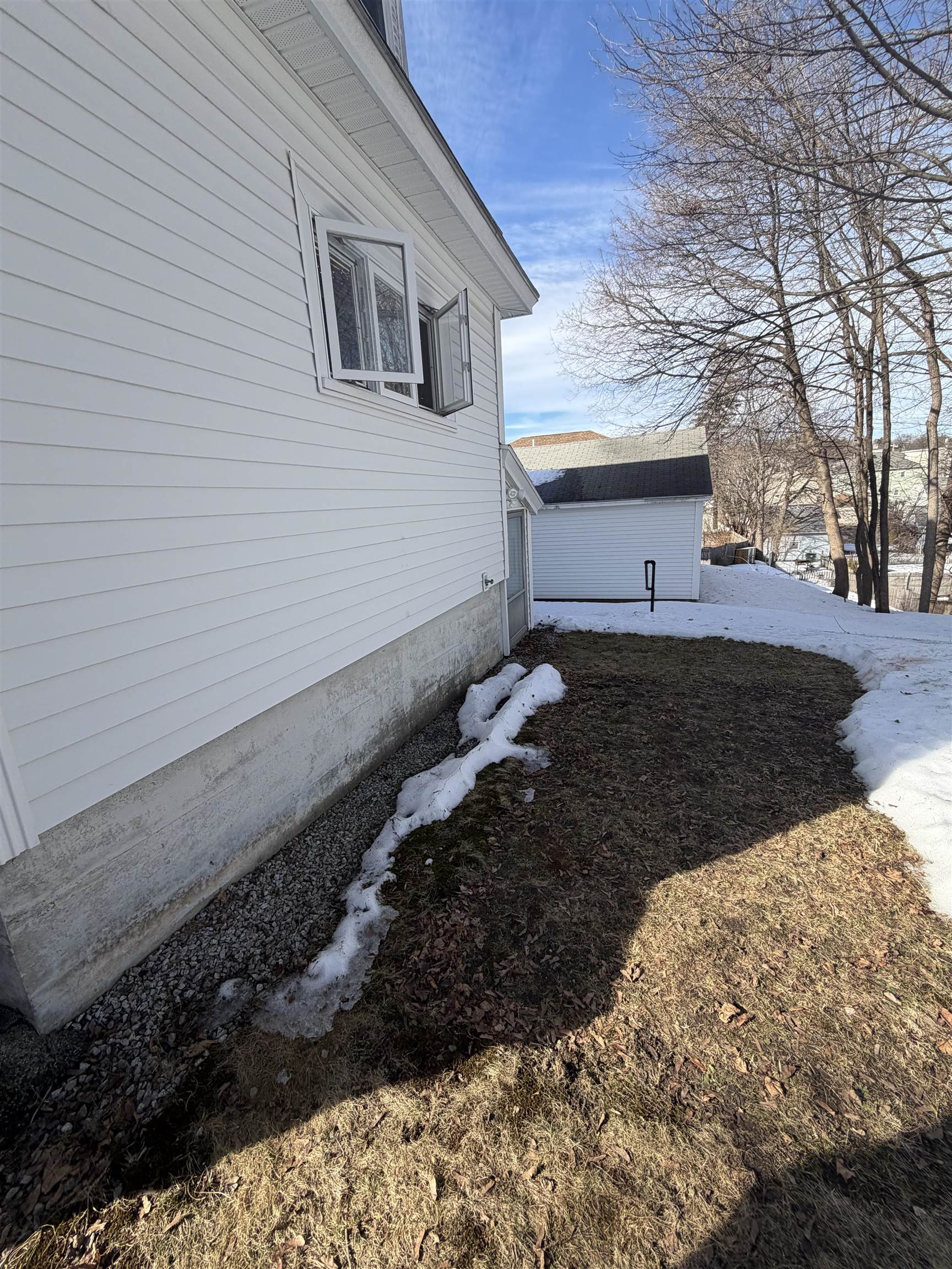 47 Morgan Street Manchester, NH 03102 - Photo 25 of 28