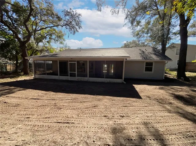 $335,000 | 370 South Cobble Court, Mount Dora, FL 32757