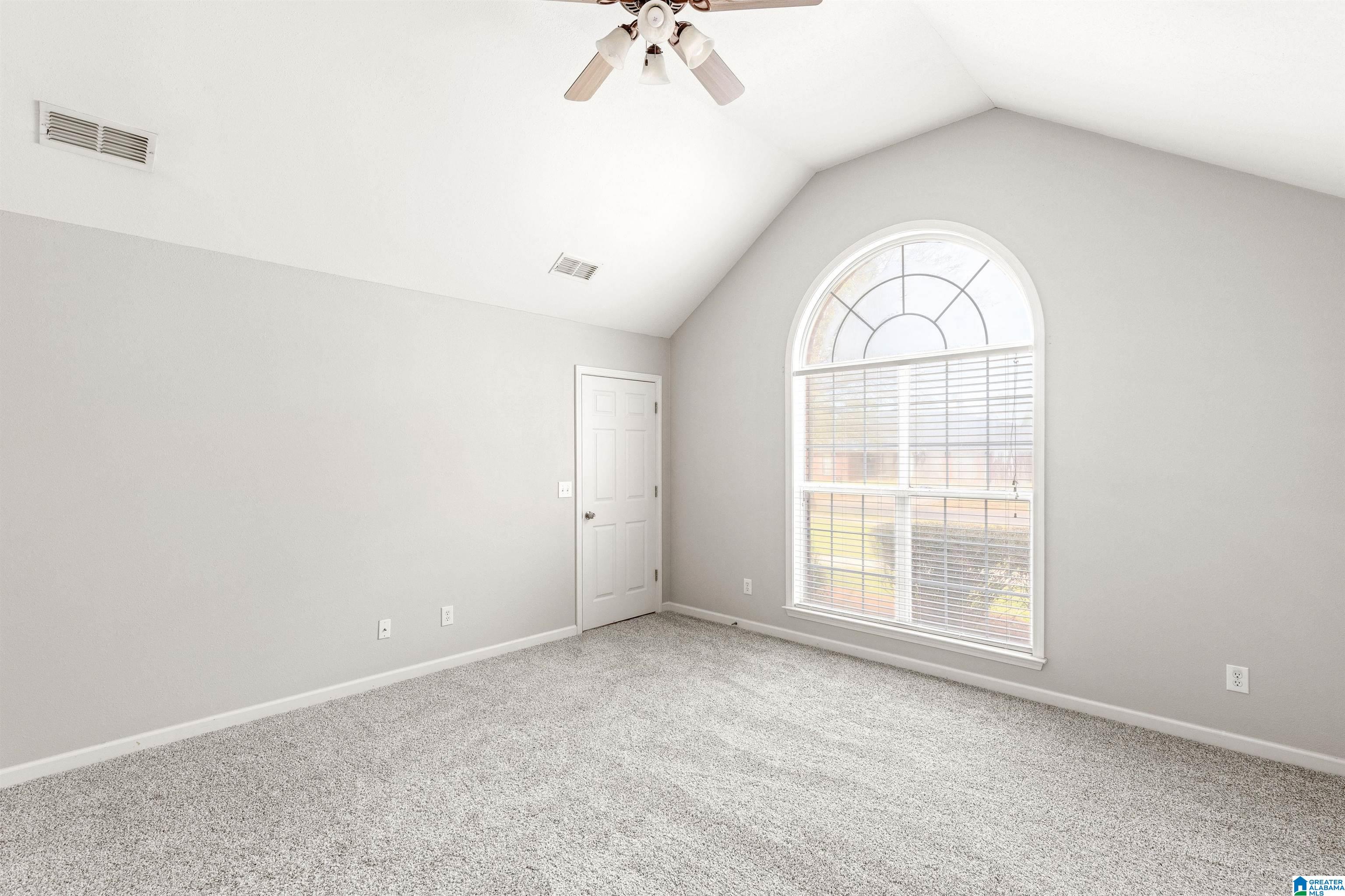 114 Horseshoe Circle Alabaster, AL 35007 - Photo 14 of 44