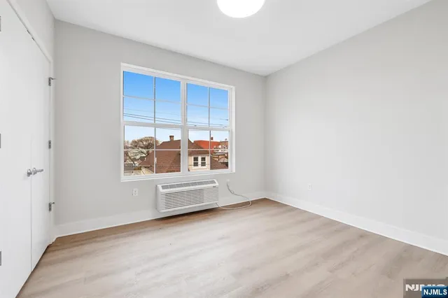 $2,825 | 1 Center Street, Unit 205, Clifton, NJ 07011