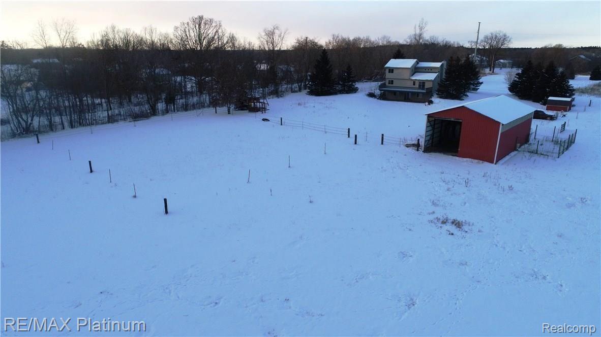 2680 East Jones Road Howell, MI 48855 - Photo 8 of 36 DJI_0066.JPG