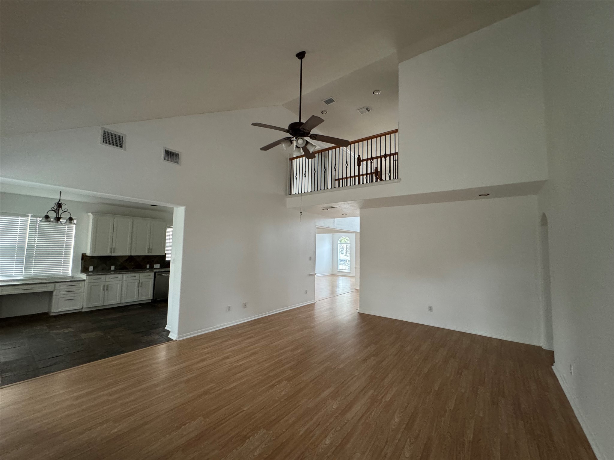 6311 Auburn Terrace Court Spring, TX 77389 - Photo 5 of 38