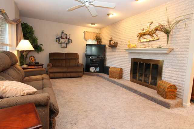 1831 Bashor Road Goshen, IN 46526 - Photo 11 of 25 Gallery Image 11