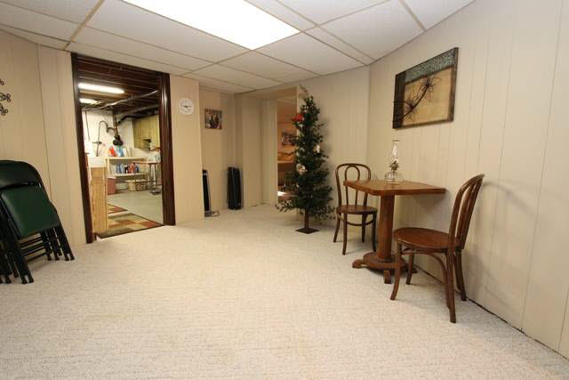 1831 Bashor Road Goshen, IN 46526 - Photo 17 of 25 Gallery Image 17