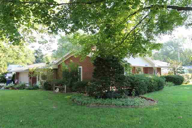 1831 Bashor Road Goshen, IN 46526 - Photo 4 of 25 Gallery Image 4