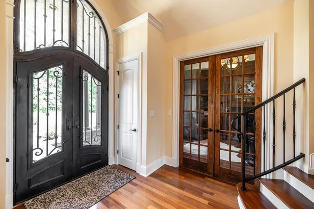 a view of entryway with a front door