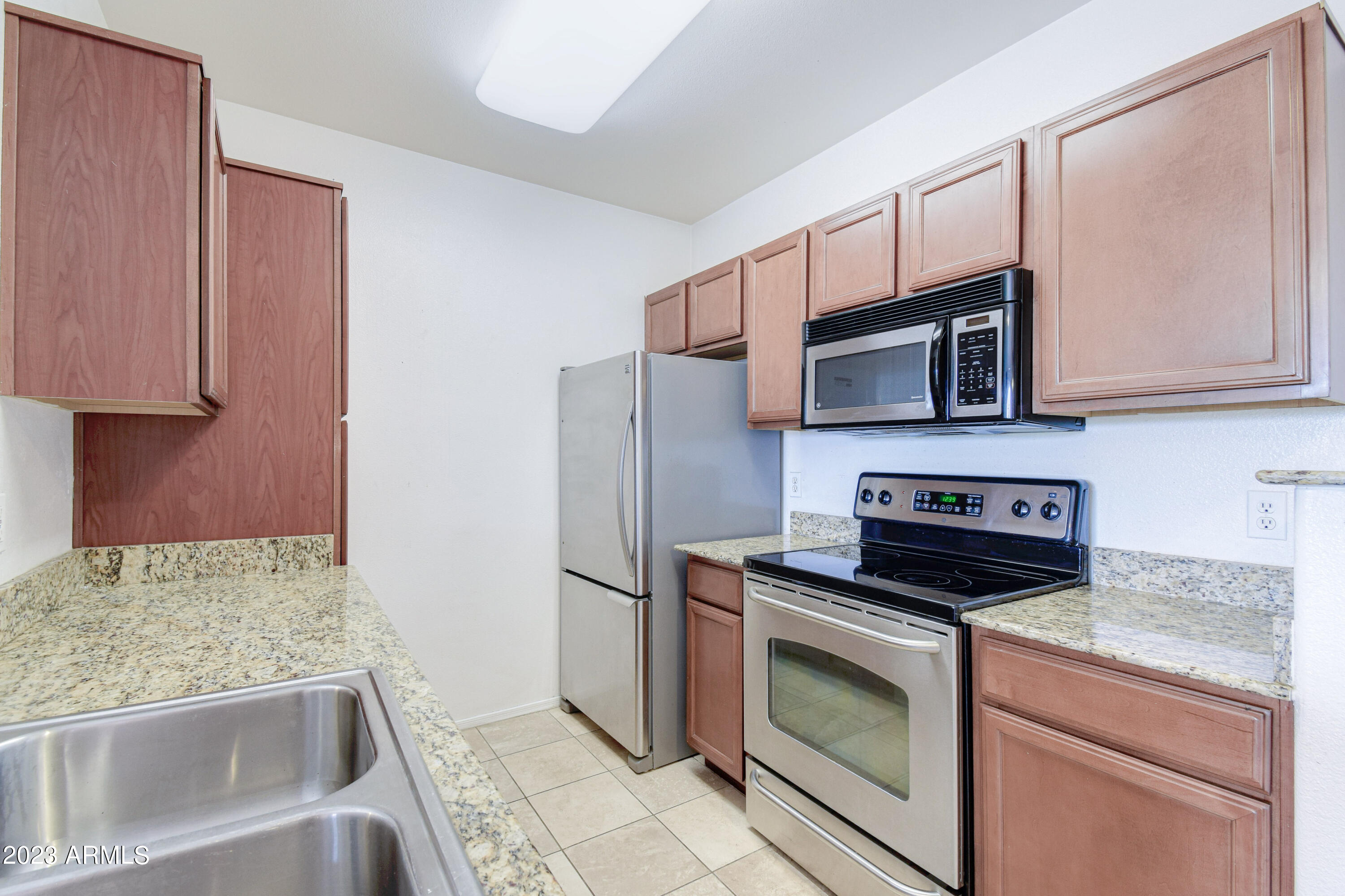 2134 East Broadway Road, Unit 3072 Tempe, AZ 85282 - Photo 9 of 18 All Appliances Included!