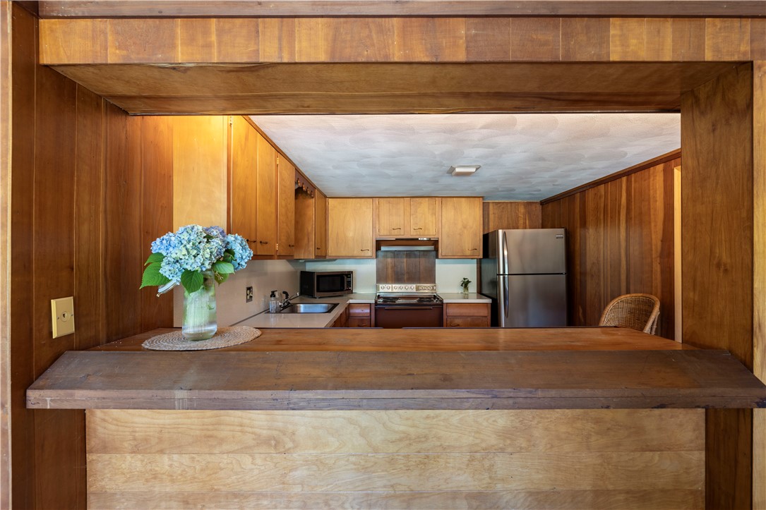 11 Guzeika Road North Kingstown, RI 02852 - Photo 28 of 48