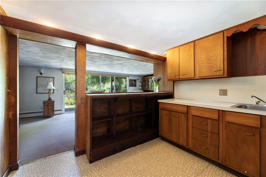 11 Guzeika Road North Kingstown, RI 02852 - Photo 30 of 48