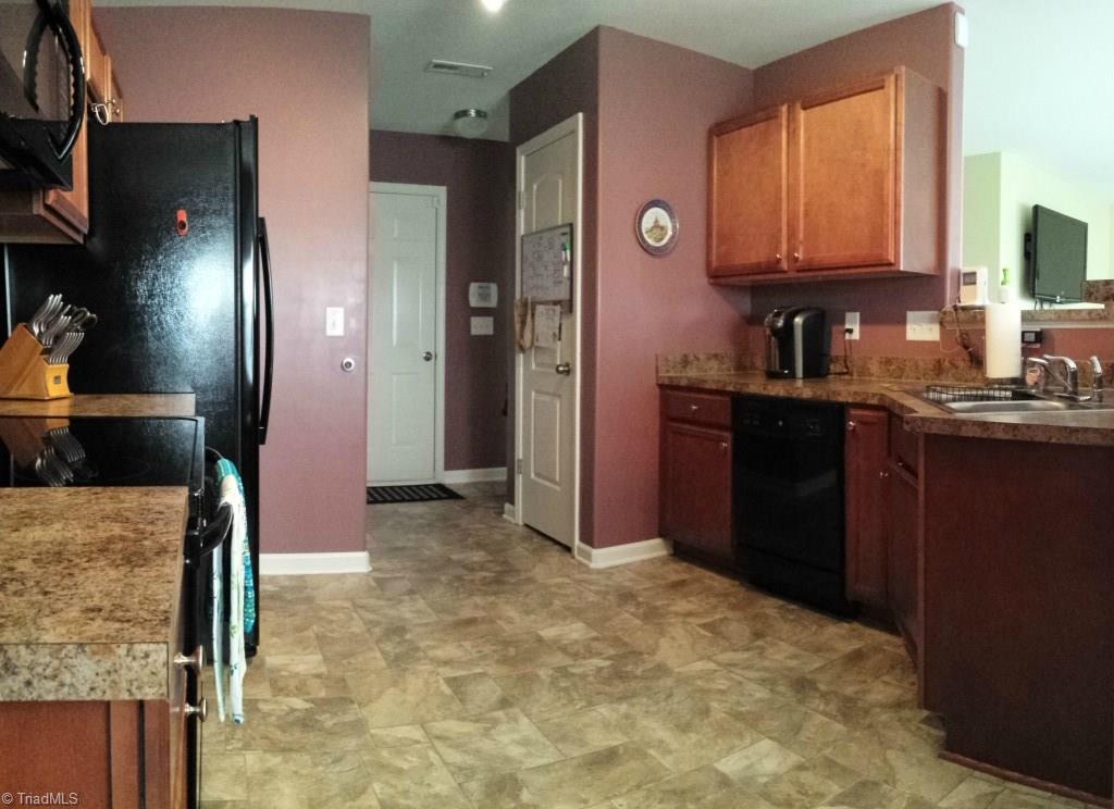 5211 Switchback Drive High Point, NC 27265 - Photo 6 of 15 Gallery Image 6